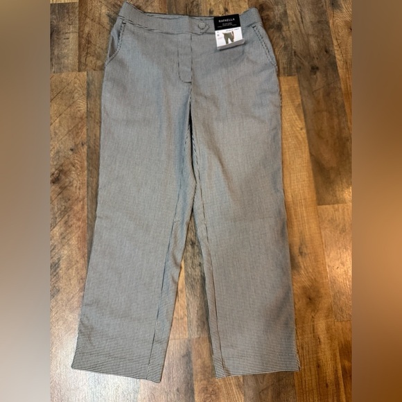 Rafaella Pants - Rafaella Black Checkered Stretch Capri Pants – Sizes 4, 6, 14 – NWT